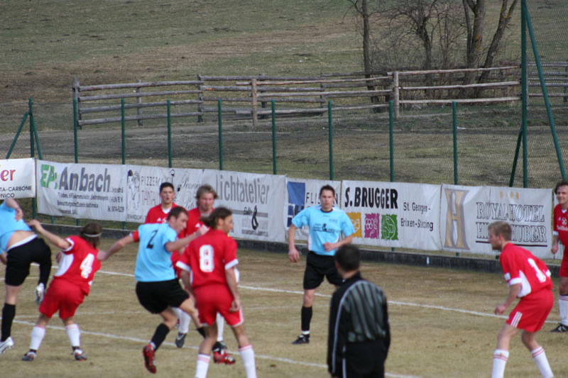 gal/Pokalviertelfinale-Rueckspiel - SV Reischach-Terenten - TEIL 1/2007-03-28 Pokal SVR - Terenten Rueckspiel 092.jpg